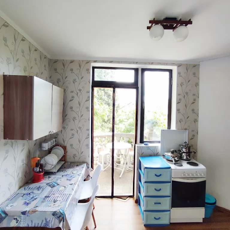 Второй этаж дома с балконом в Профессорском уголке