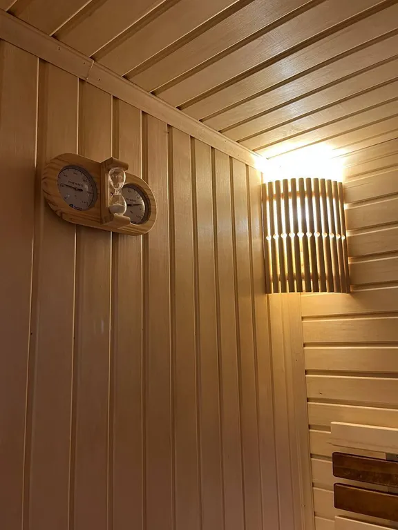 Роскошный коттедж на берегу озера