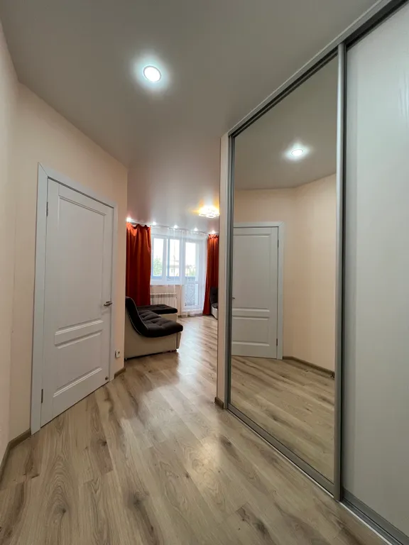 Просторная однокомнатная квартира в центре, не берем оплату за финальную уборку