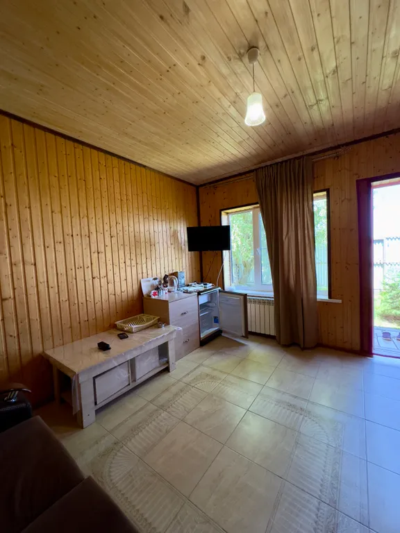 Уютный домик у моря в единственном лиановом лесу в России