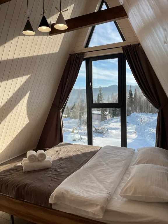 Шале дом с видом на горы и лес Кристалл Шерегеш