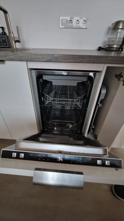 Коттедж Маврикий с сауной и видом на озеро