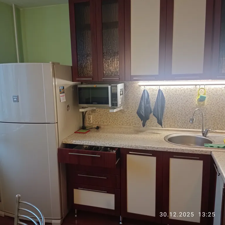 Квартира Уютная 2-комнатная, в спальном районе города, всё в шаговой доступности — аренда посуточно в Сыктывкар