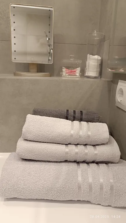 Уютная квартира на берегу озера, с собственным пляжем.