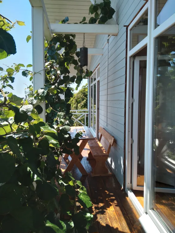 Коттедж Уютный дом в центре города Сухум с видом на город, море и горы — Сухум