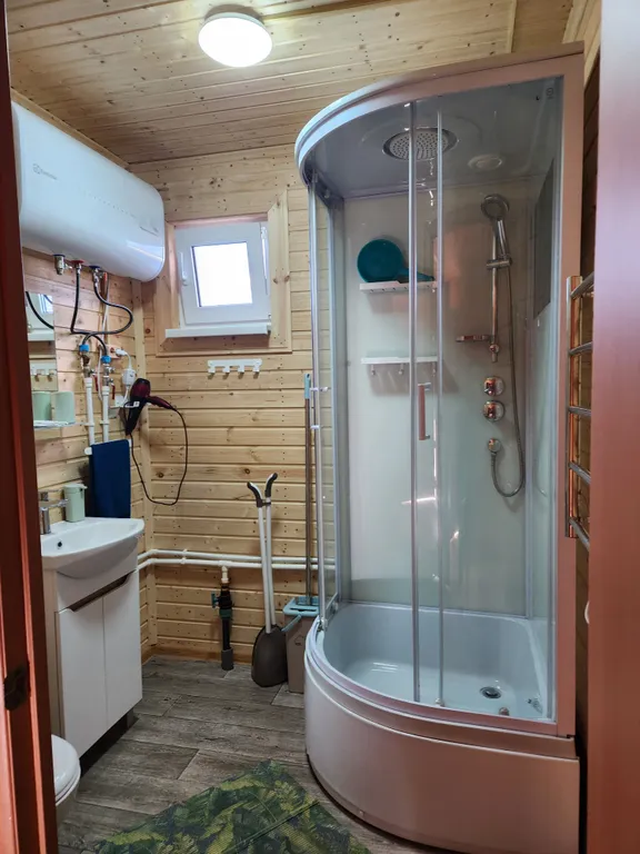 Дом с теплым бассейном