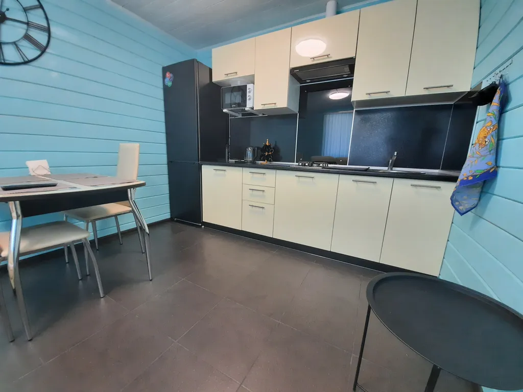 Дом на озере Вуокса с баней и беседкой