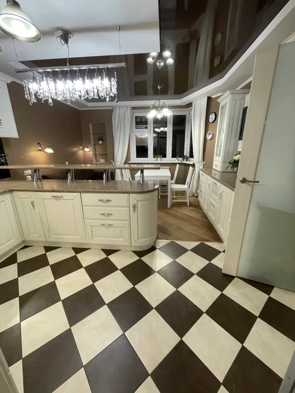 Шикарная квартира с джакузи и сауной