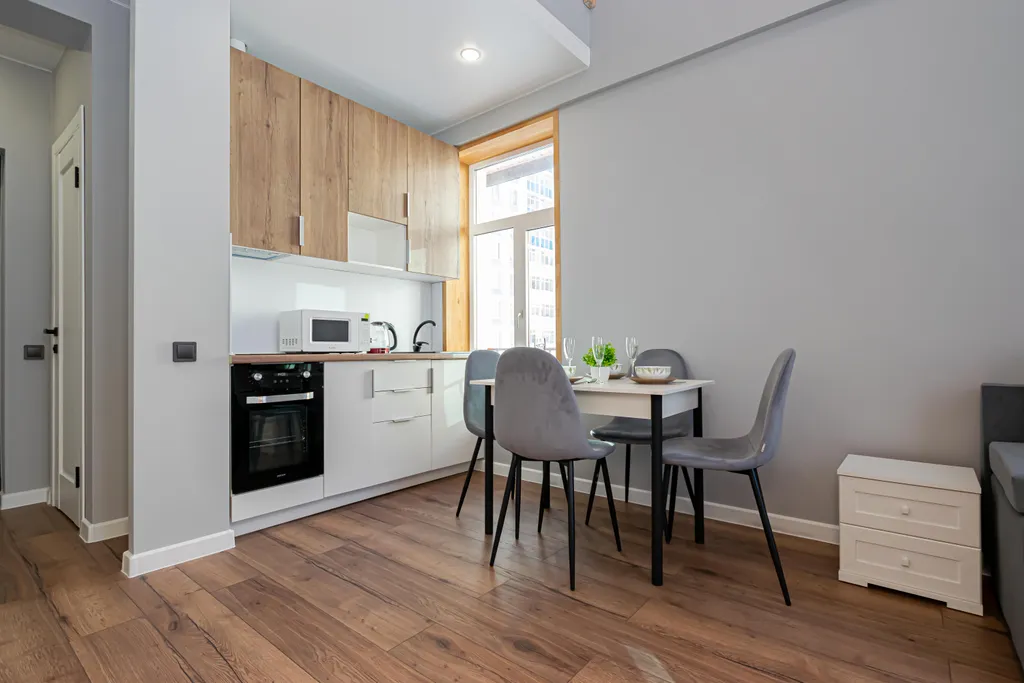 Уютная двухуровневая студия у цирка