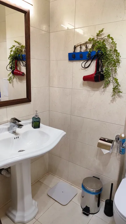 Трёхкомнатная квартира с элементами колониального стиля у подъемника