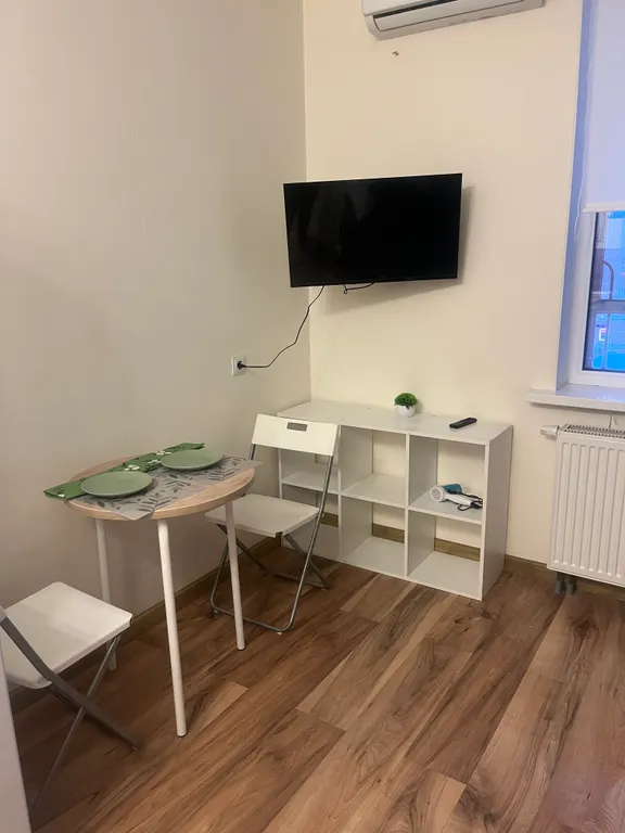 Уютная студия в Паркленд с собственным выходом в парк Оккервиль.