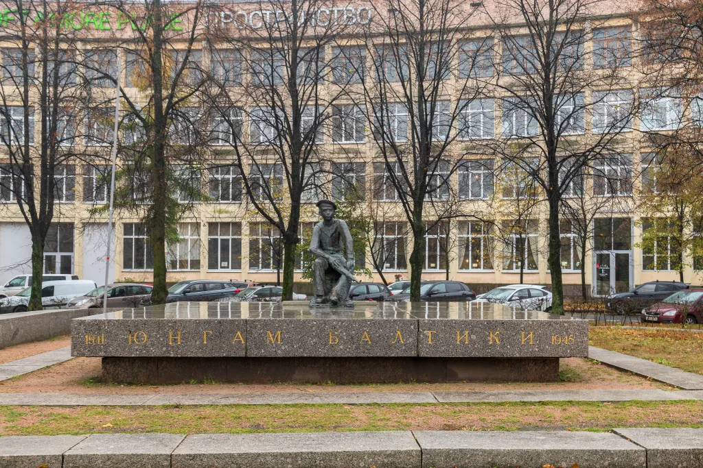 Тихая студия на Васильевском острове