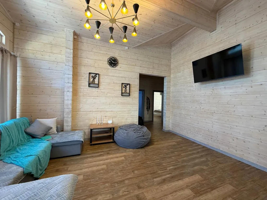 Коттедж 3-комнатный Дом — Волхов