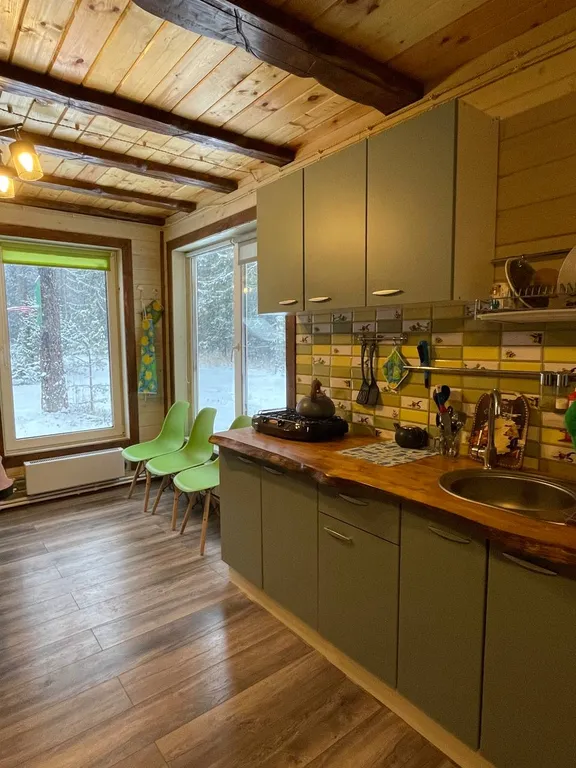 Коттедж в 100 метрах от озера