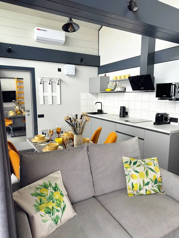 Лимонный домик в Загородном клубе у Плещеева озера