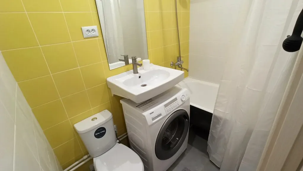 Светлая уютная студия для семейной пары около ЖД Вокзала