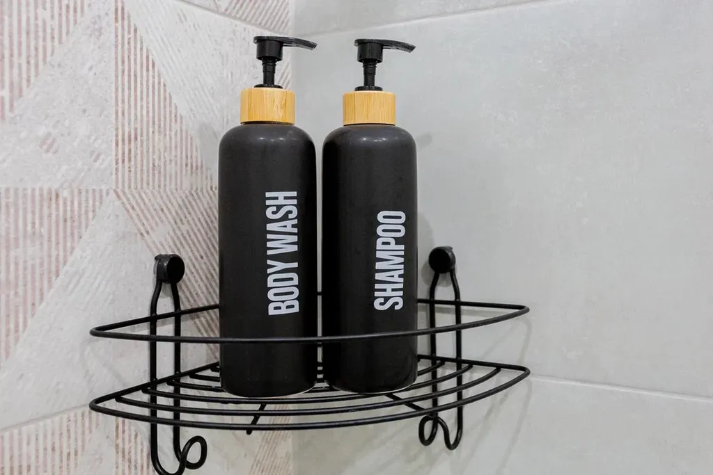 Белые апартаменты - студия на Искре