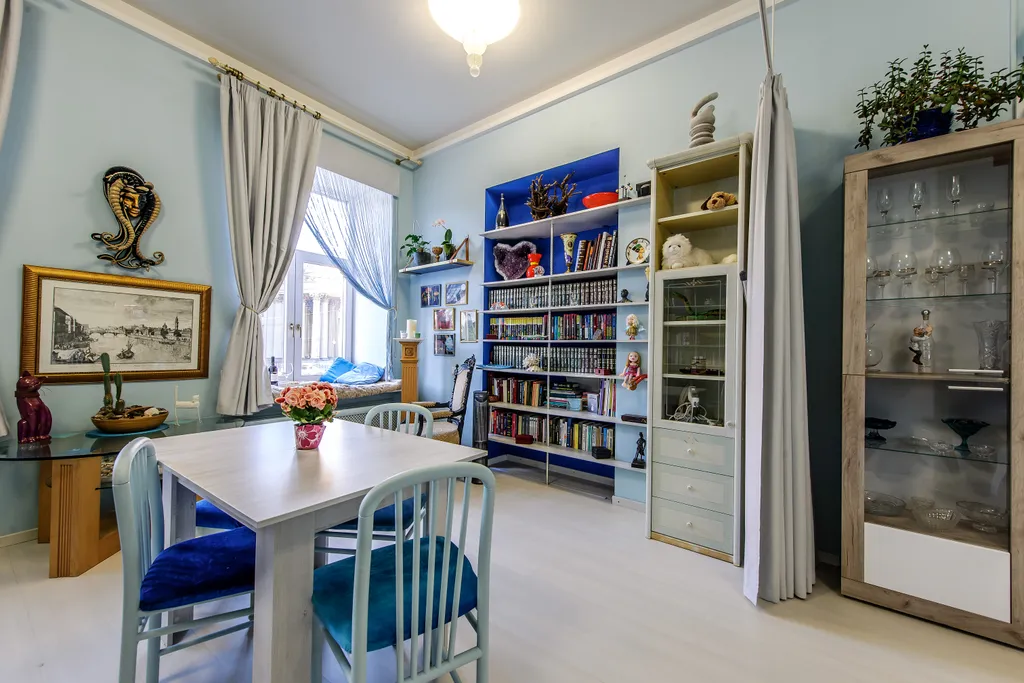 Квартира Эксклюзивная квартира с видом на Казанский Собор — Санкт-Петербург