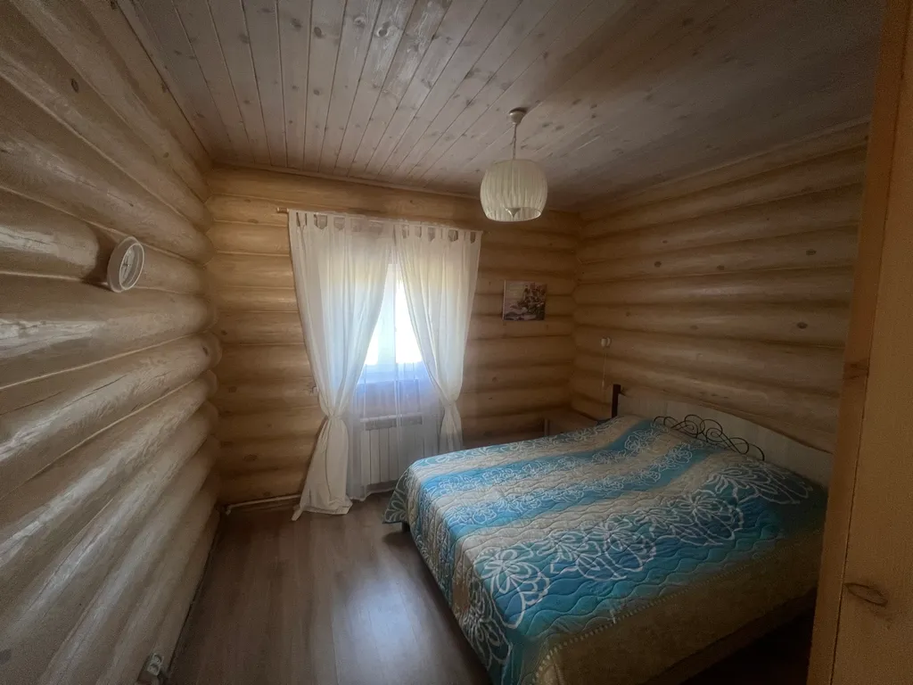 Двухэтажный дом с видом на Галичское озеро