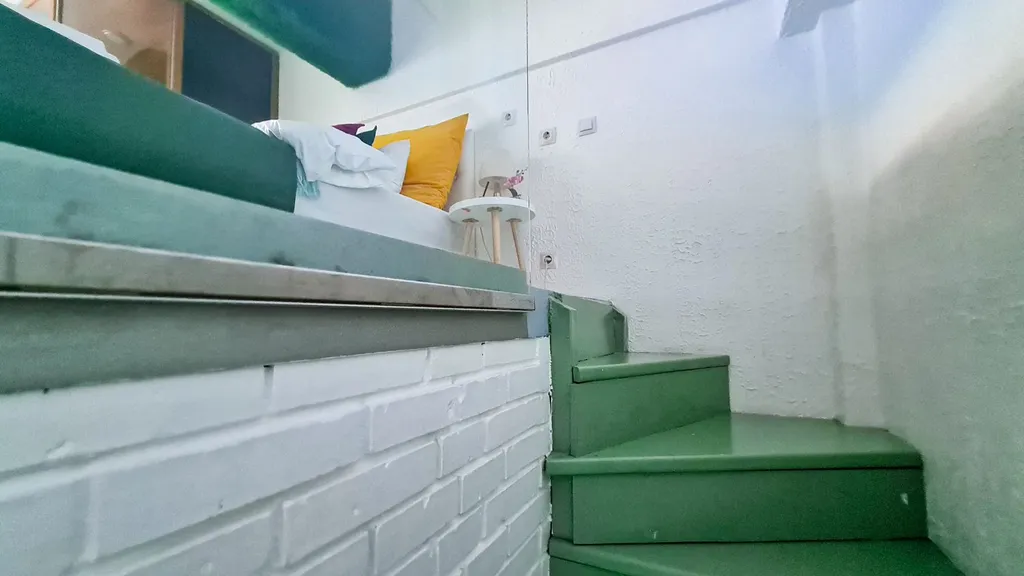 Квартира Квартира Двухуровневый лофт с сауной и джакузи — Москва