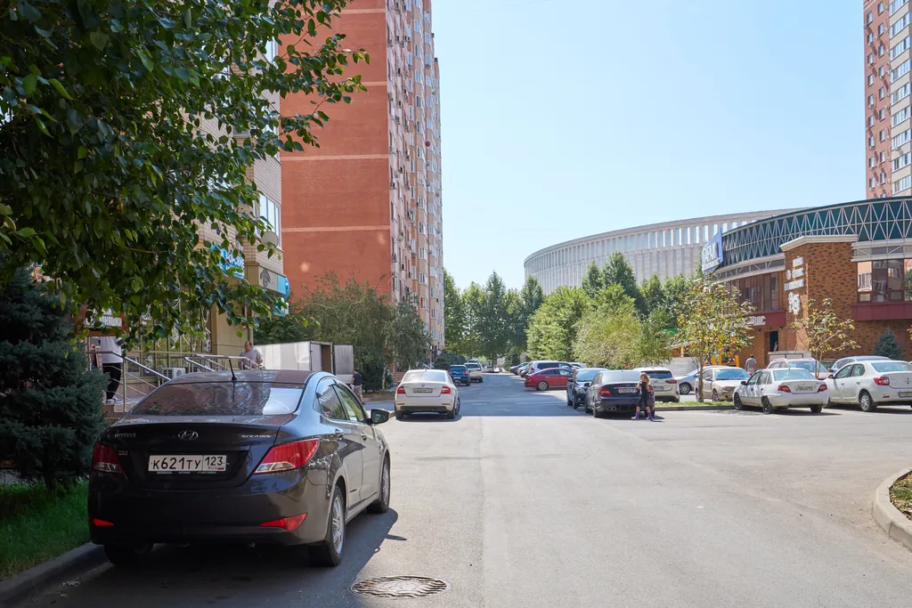 Квартира Просторная двухкомнатная квартира возле стадиона Краснодар — Краснодар