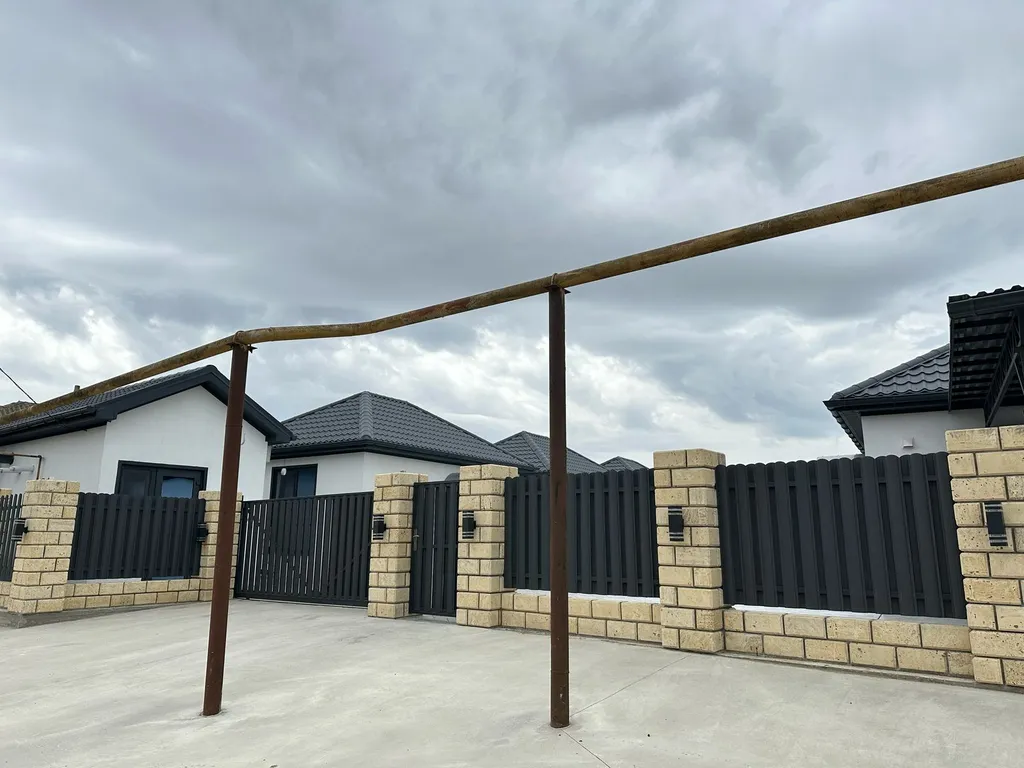 Семейный двор