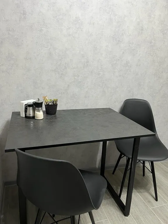 Современная красивая квартира в центре города