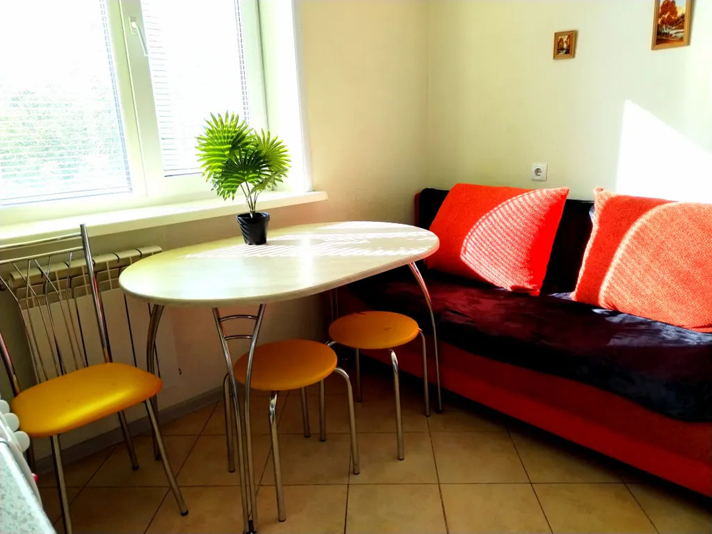 Уютнейшая квартира рядом с МНТК имени Фёдорова