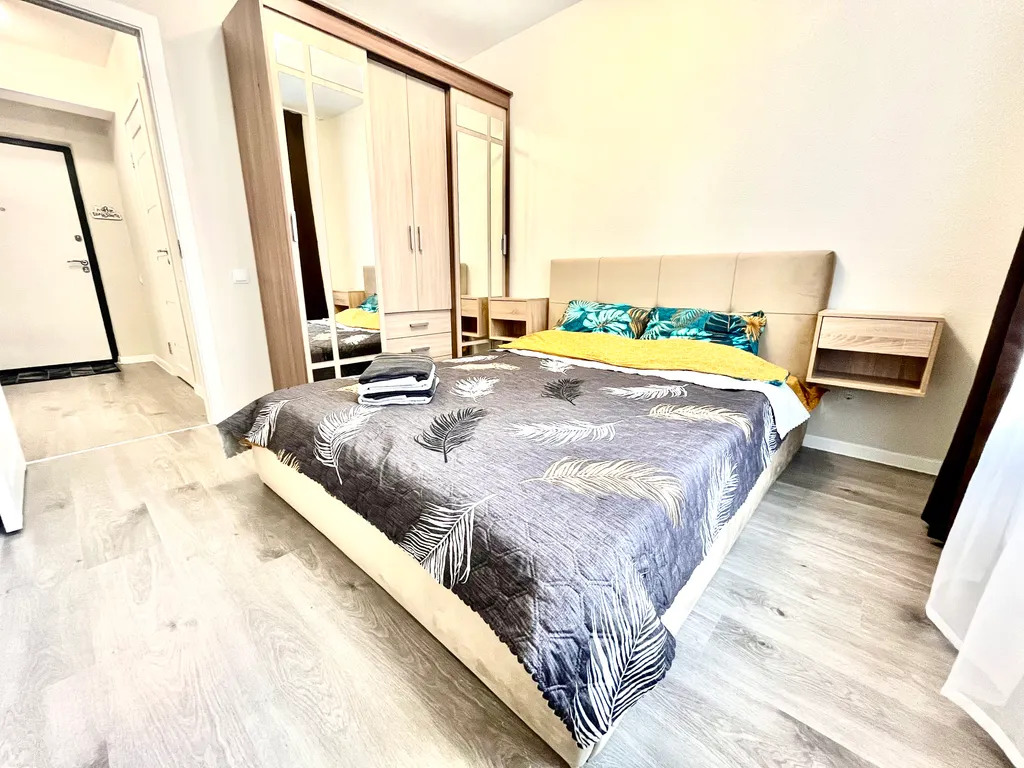 Квартира Квартира Яркая евродвушка — Бугры