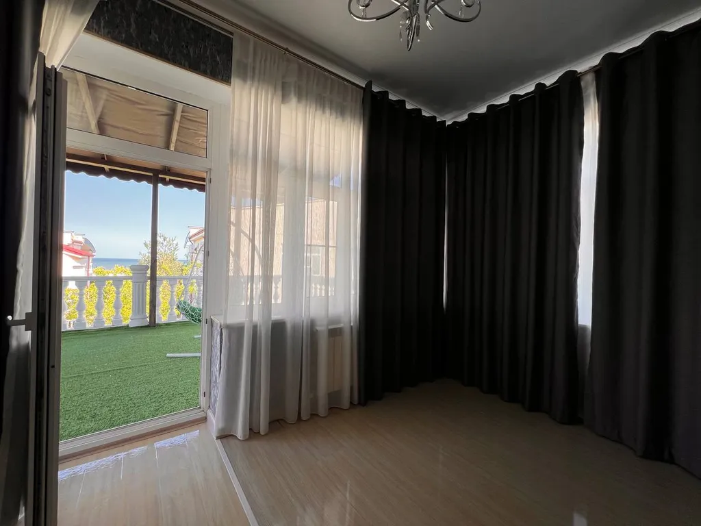 Коттедж на берегу моря