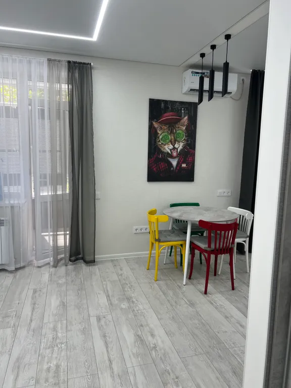 Уютная студия с дизайнерским ремонтом