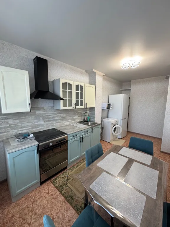 Квартира в самом сердце Амур-2 — аренда посуточно в Омск