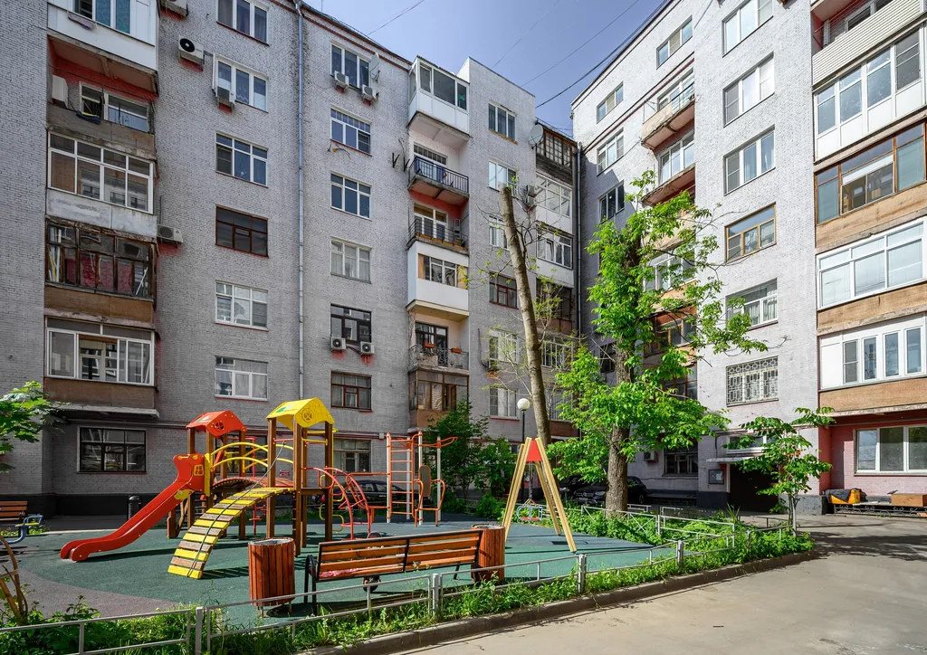 Уютная квартира-студия с парковкой в центре Москвы