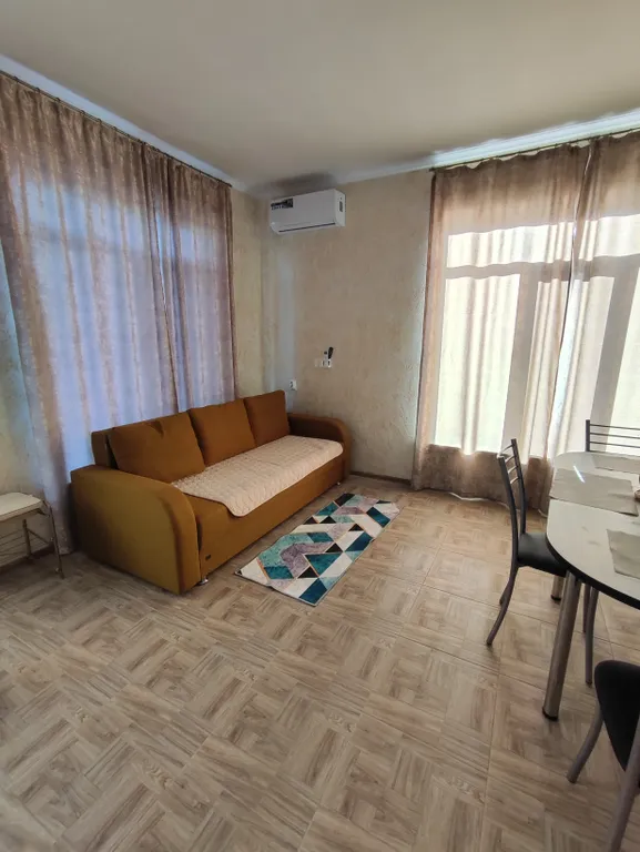 Просторный дом на море