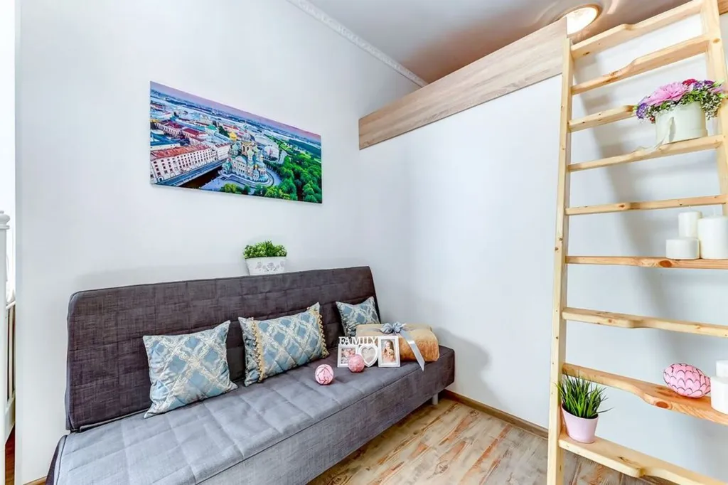 Квартира Квартира Двухуровневая студия вместительностью до 5 человек в центре Петербурга — Санкт-Петербург