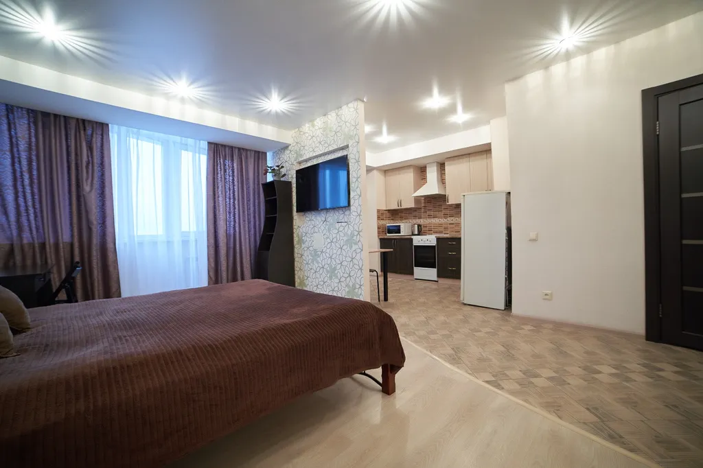 Чистая и непрокуренная квартира в новом доме — аренда посуточно в Барнаул