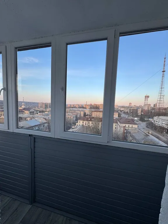 Квартира Современная квартира в центре города — Луганск
