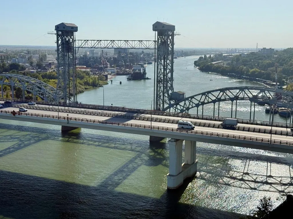 Уютная евродвушка с видом на Дон