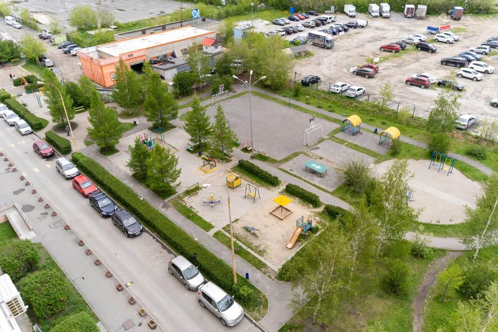 Дизайнерская двушка с биокамином