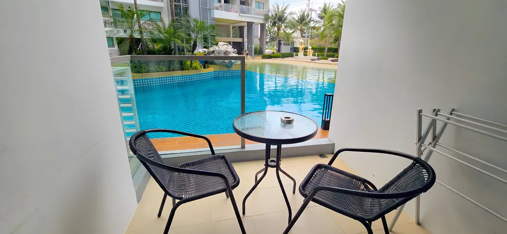 Комфортная квартира с выходом в бассейн