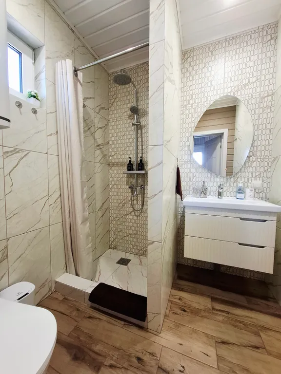 Тихий и уютный дом вблизи города