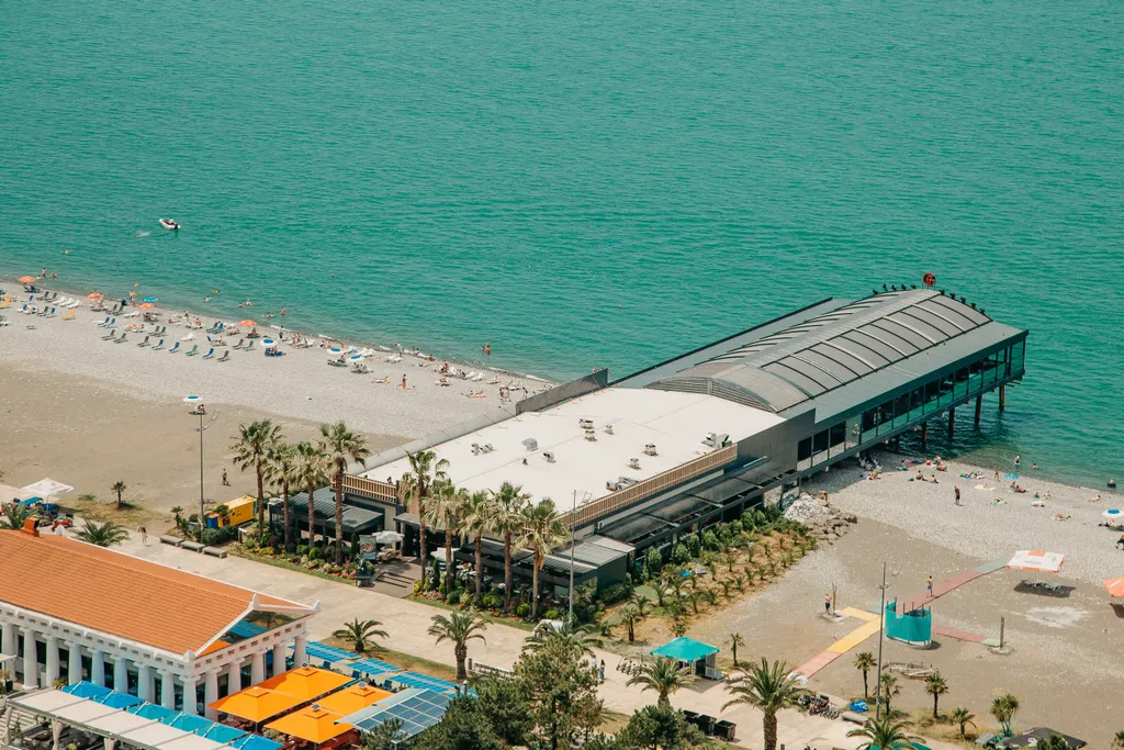 Студия с видом на море