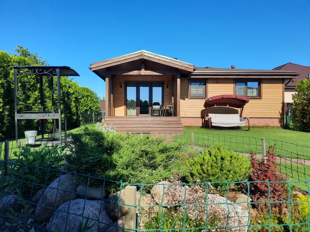 Уютный дом с дровяной баней и камином у Петергофа.