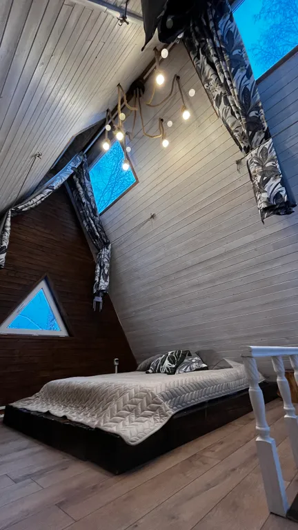 З-комнатный дом У Озера в лесу