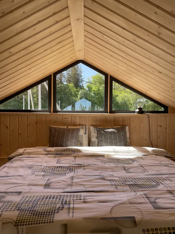 Уютный дом черный