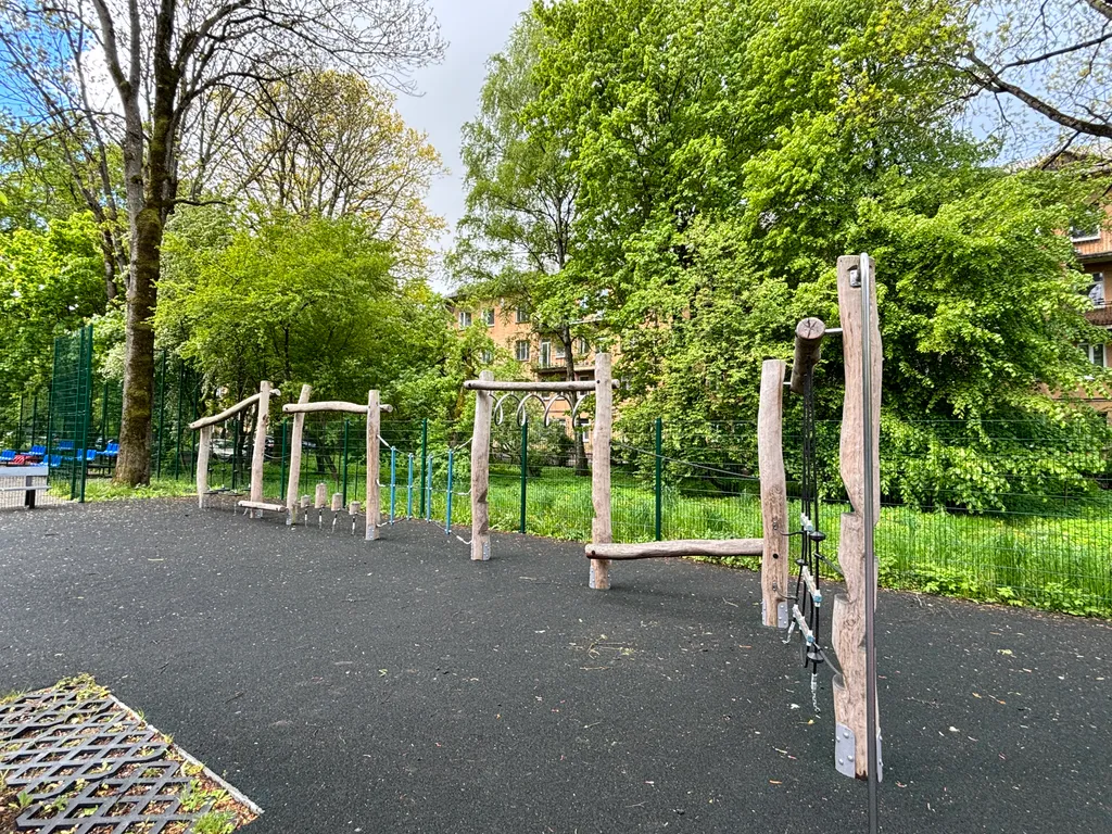 Дворянское гнездо-Hufen