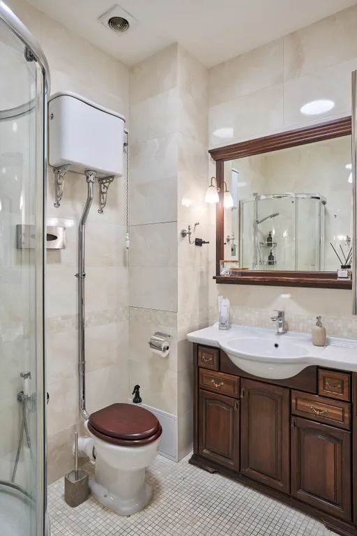 Квартира 3-комнатная квартира в знаменитом доме на Патриарших прудах в центре — Москва