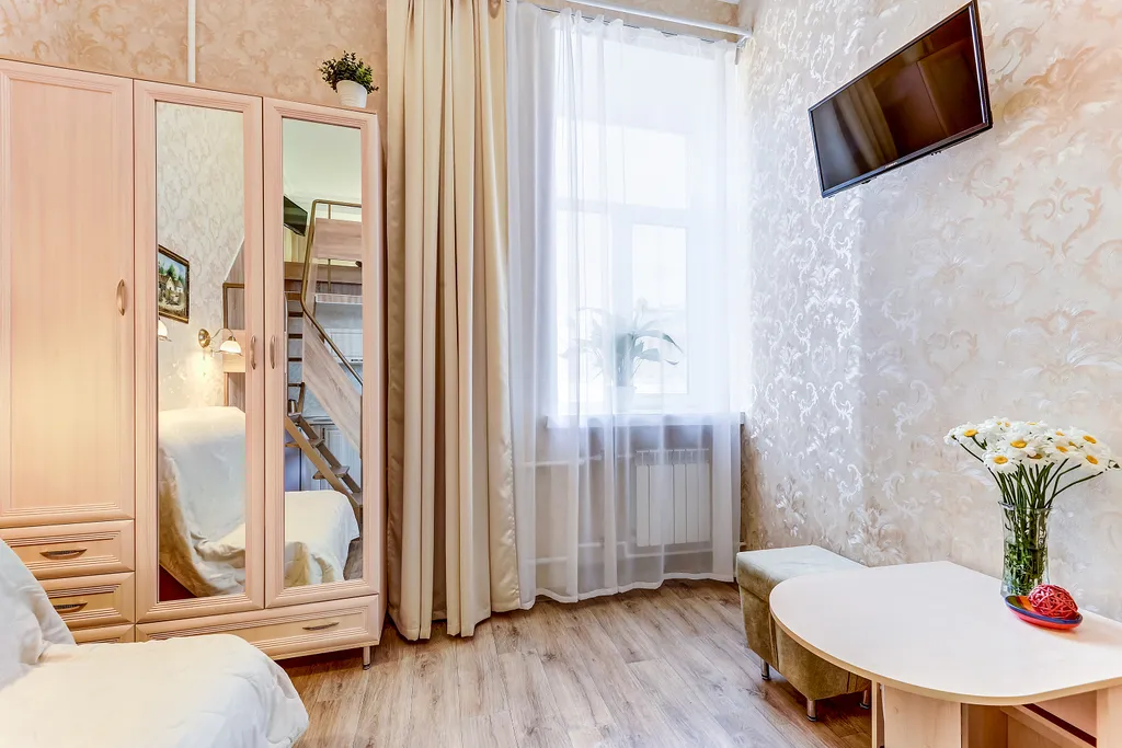 Квартира Квартира Двухуровневая студия в историческом элитном центре у Невского — Санкт-Петербург