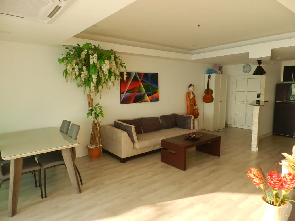 Апартаменты с 1 спальней и гостиной фронтальный вид на море