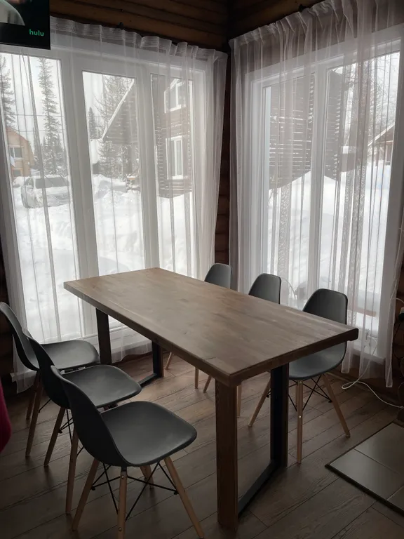 Комфортабельный дом из бревна с 2мя спальнями